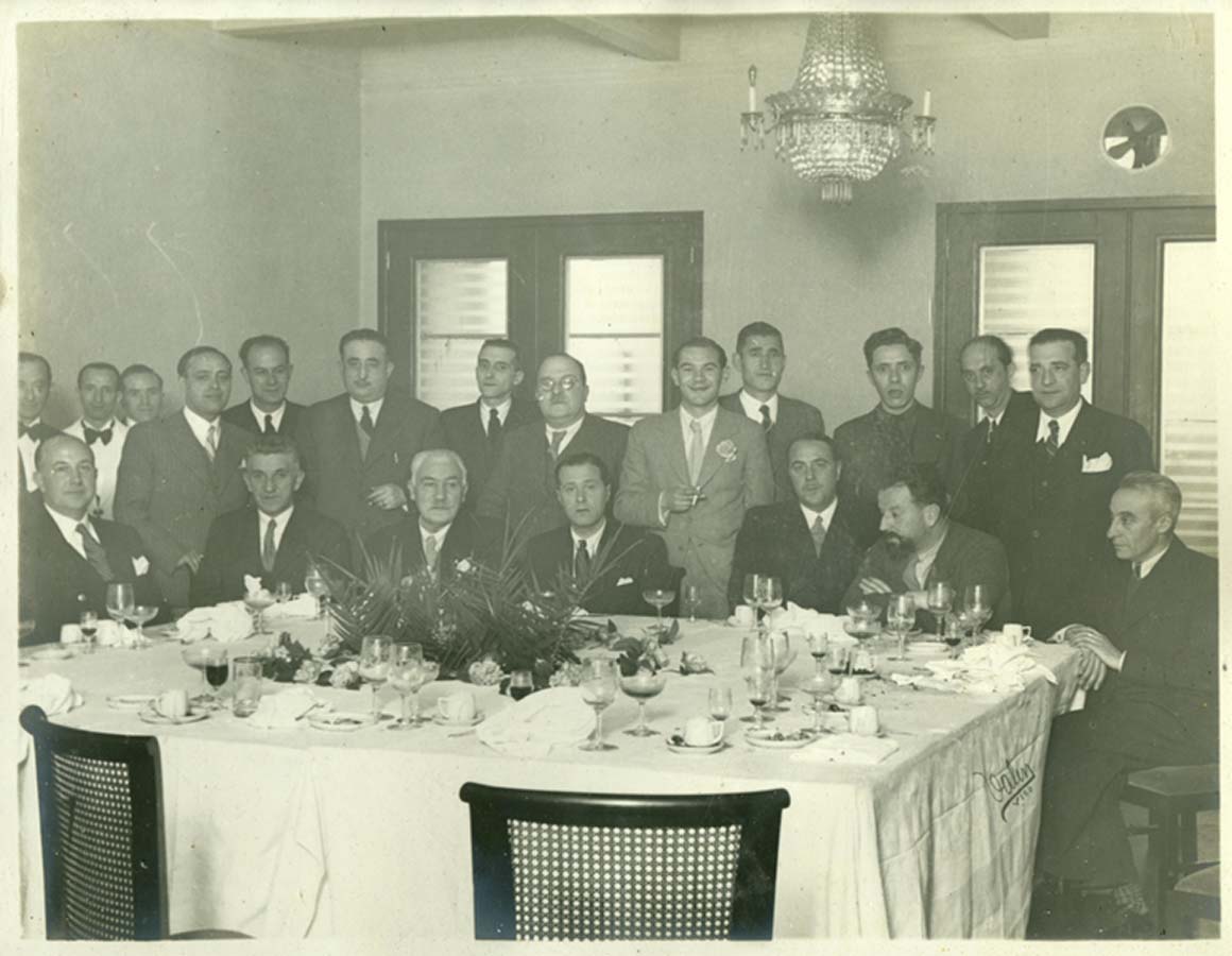 <i>Xunta Directiva da Asociación </i>/ Valín, 1942