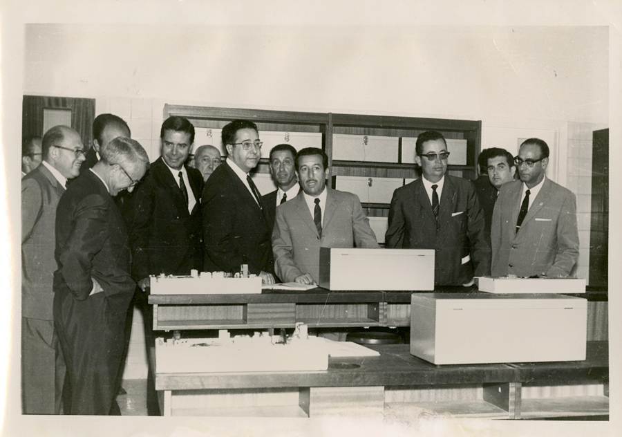Visita do ministro de Educación á nova Escola de Mestría Industrial de Pontevedra (1969)