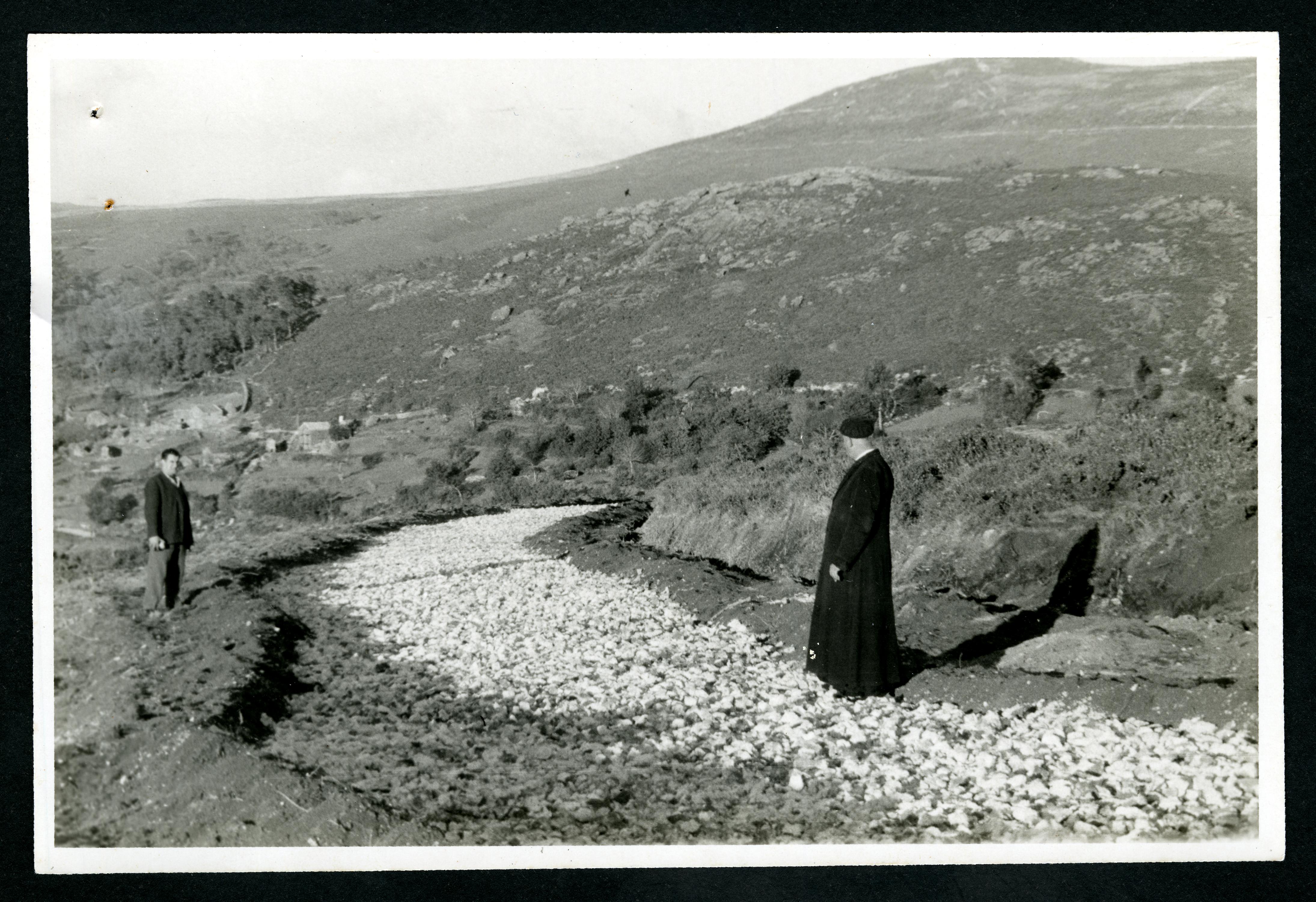 Obras de urbanización na Franqueira, A Cañiza, 1957-58