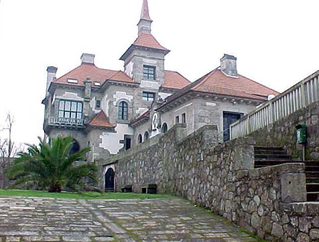 Casa da cultura e biblioteca